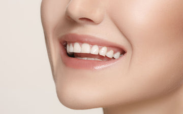 How to Whiten Your Teeth at Home Safely